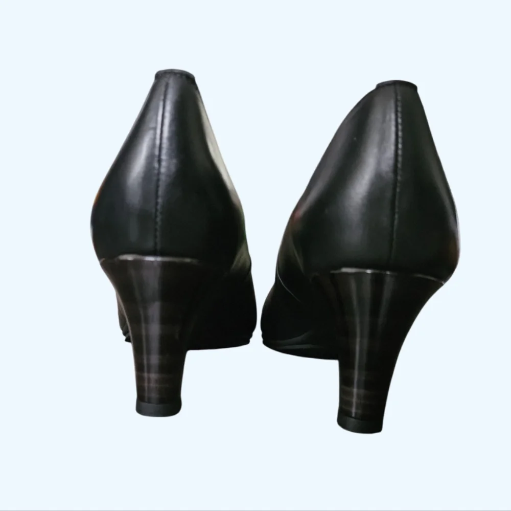 Hispanitas Cerys Black Leather Pump Shoes Womens Size EUR 40 Retail $230 - Picture 7 of 9